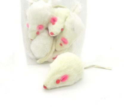 usd0.35/pc Mice Toys Mouse Real Fur Mixed Loaded Toys Black and White for Pet Cat Kitty Kitten with Sound Squeaky Toys for Cats