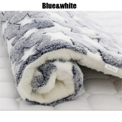 Soft Flannel Pet Mat Dog Bed Thicken Warm Cat Dog Blanket Puppy Sleeping Cover Towel Cushion for small Medium Large Dogs