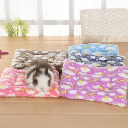 Small Animal Guinea Pig Hamster Bed House Winter Warm Squirrel Hedgehog rabbit Chinchilla Bed mat House Nest Hamster Accessories